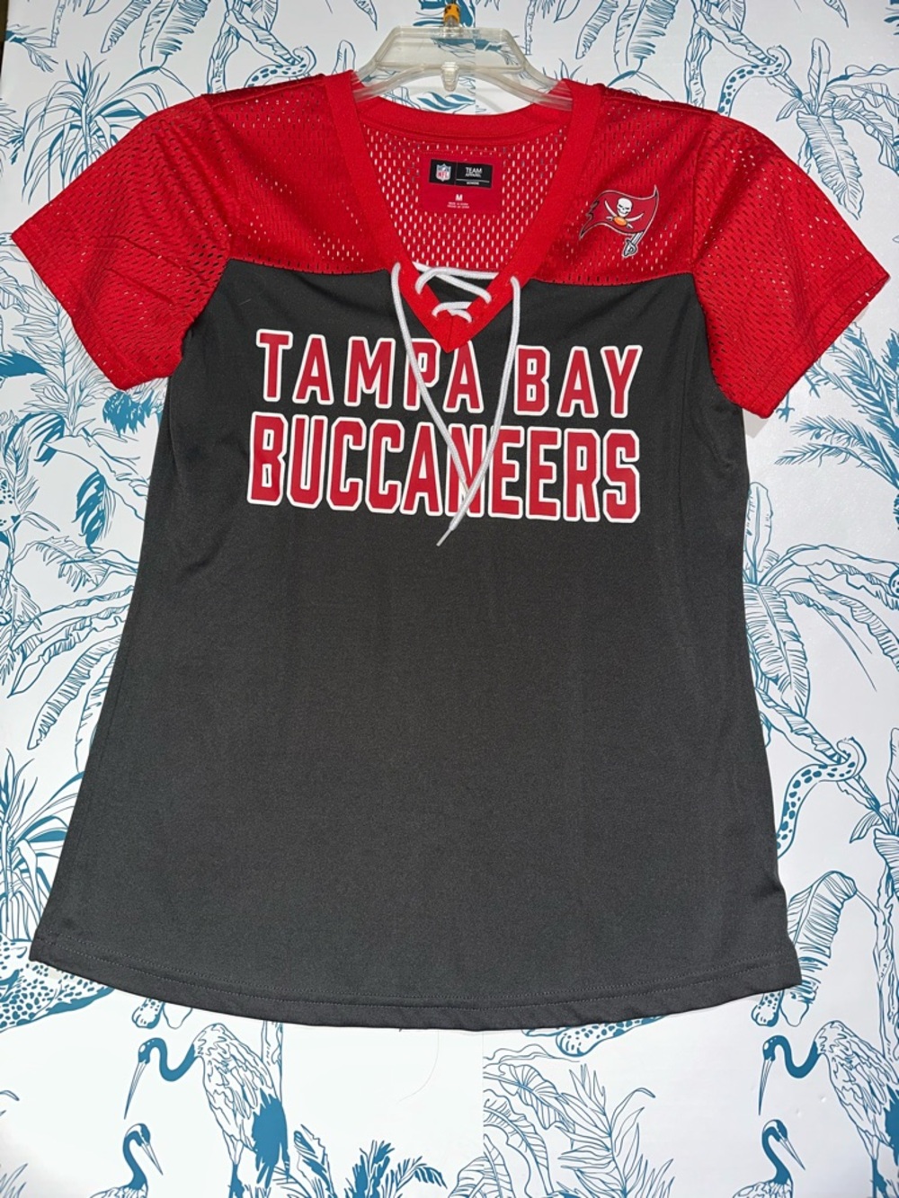 Tampa Bay Buccaneers Lace-Up Football Tee - Red & Dark Gray